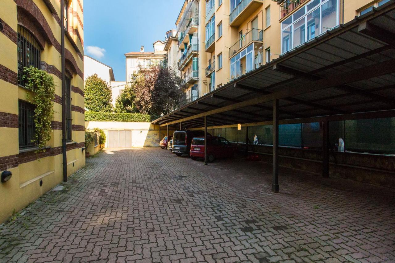 Апартаменти Vittorio Veneto Terrace Flat With Parking Турин Екстер'єр фото